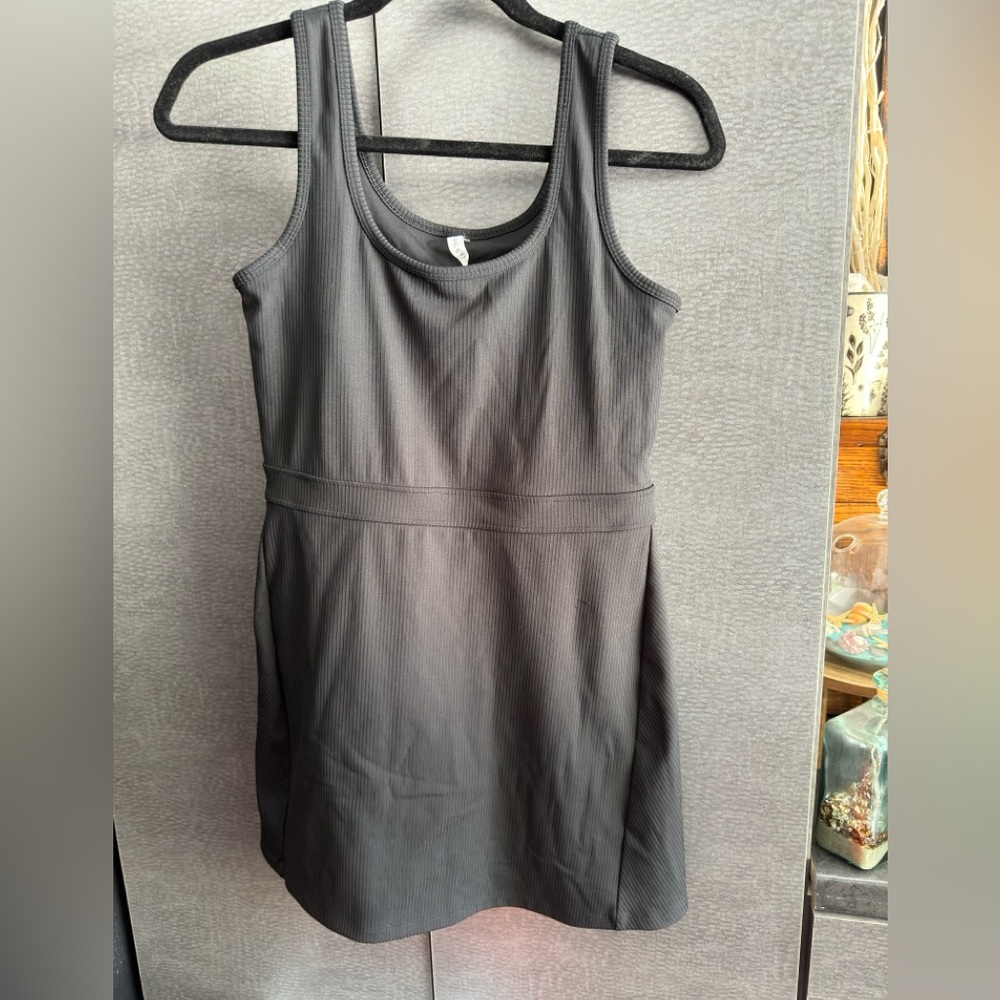 Fabletics one piece - Picture 3 of 3